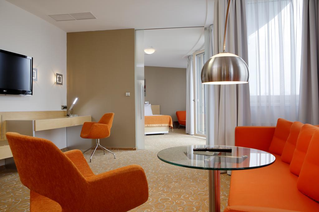 Orea Hotel Atrium Otrokovice Quarto foto