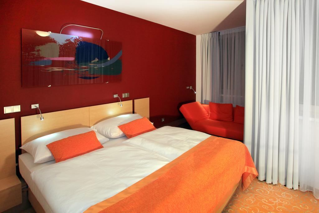 Orea Hotel Atrium Otrokovice Quarto foto